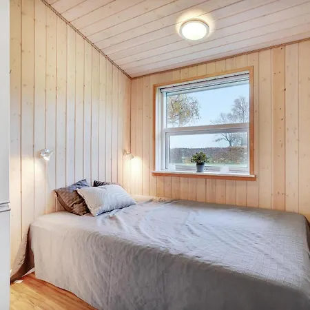 With Patio 319 Egernsund