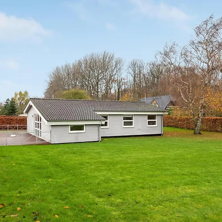 펜션 With Patio 319