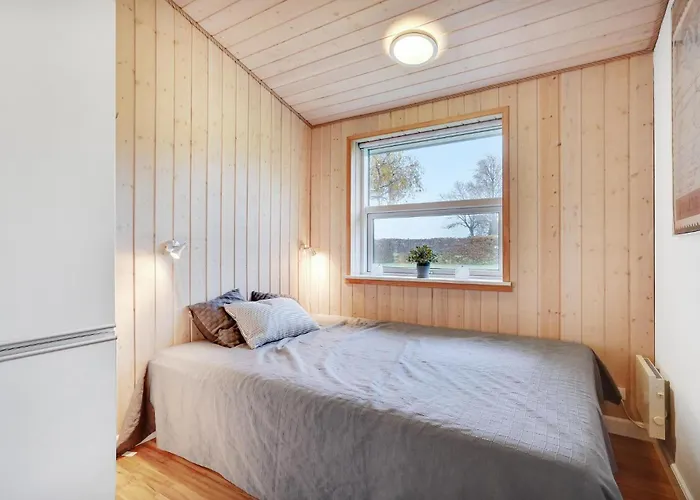 With Patio 319 Egernsund